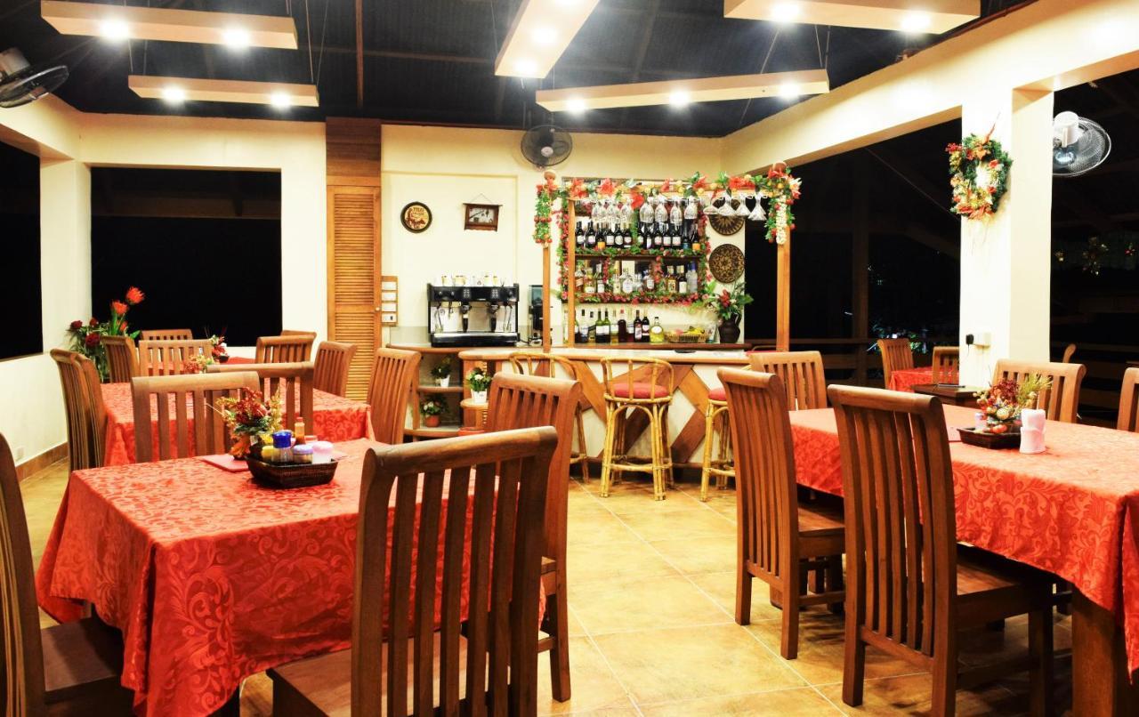 Tribal Hills Mountain Resort Puerto Galera Esterno foto