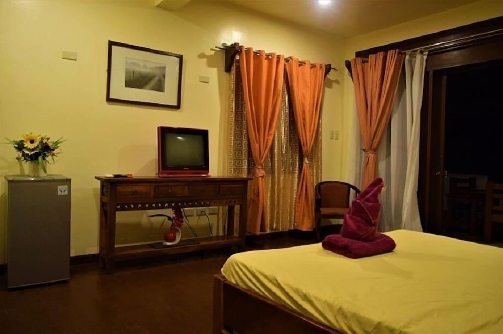 Tribal Hills Mountain Resort Puerto Galera Esterno foto